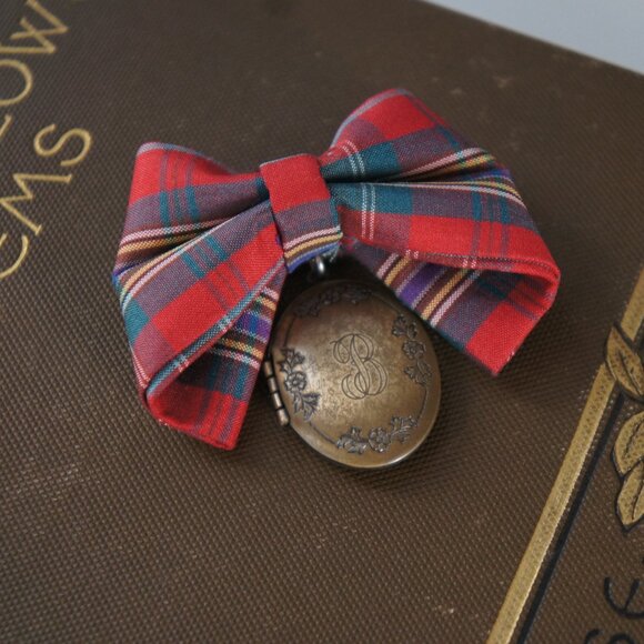 Vintage 1950s Plaid Tartan Gold Oval Locket Brooch Pin - Picture 3 of 9